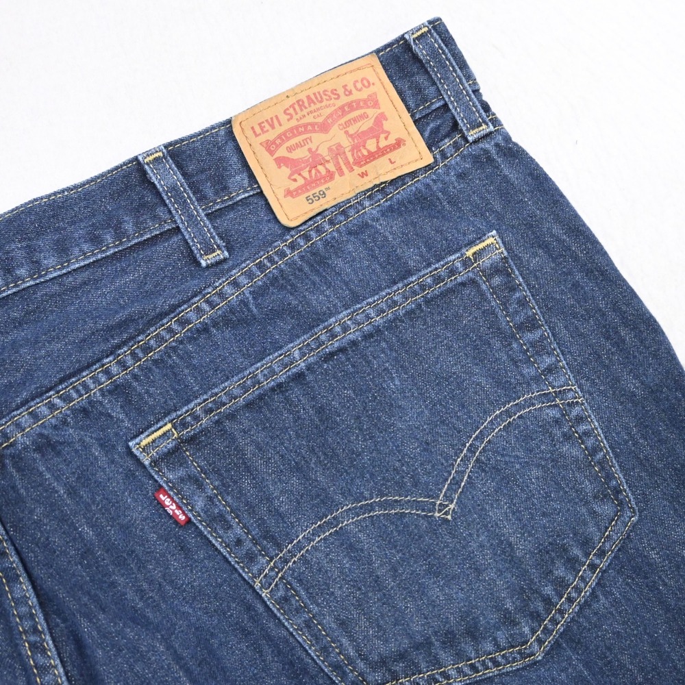 Levi's 559 Jeans Mens 42x32 Relaxed Straight Dark Wash Blue WaterLess Denim